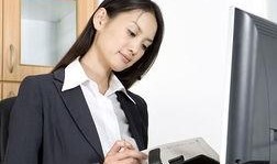 杭州某白领爆料新闻视频,揭秘职场生存真相与困境