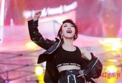 娱乐大爆料吴莫愁视频,娱乐大爆料揭秘幕后故事
