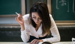 女儿的朋友完整版在线观看,完整版在线观看，揭秘青春校园的友谊与成长